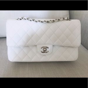 Authentic CHANEL Double Flap Caviar Handbag